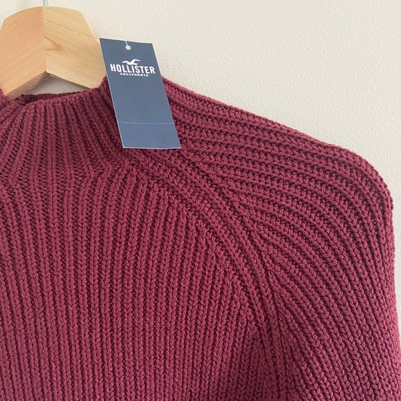 HOLLISTER, Cropped Chunky-Knit Mock Neck Soft Sweater, Size: S - Picture 2 of 3